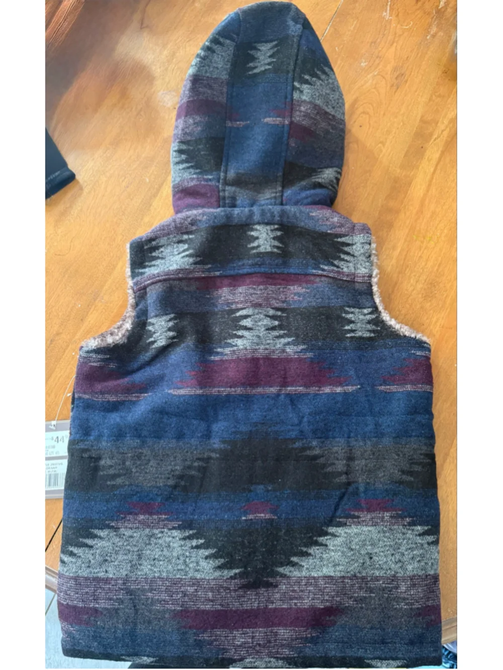 Girls Victory Outfitters Aztec Print Faux Fur Lined Vest Navy Size M (7/8)